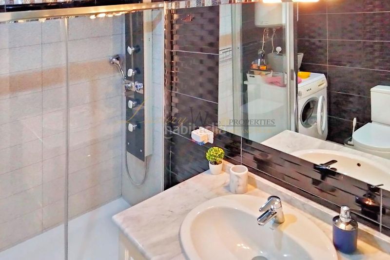 Foto f12fa709-860a-40c2-a78e-9982073eac84. Apartament a Los Cristianos Arona