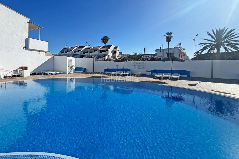 Foto ac6be235-542e-4832-ac00-7ce96e8ca8da. Apartament amb piscina a Costa del Silencio Arona