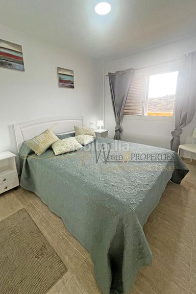 Foto bedb0b51-dd4b-43a3-a44a-bec7613d9ed2. Pis a Costa del Silencio Arona