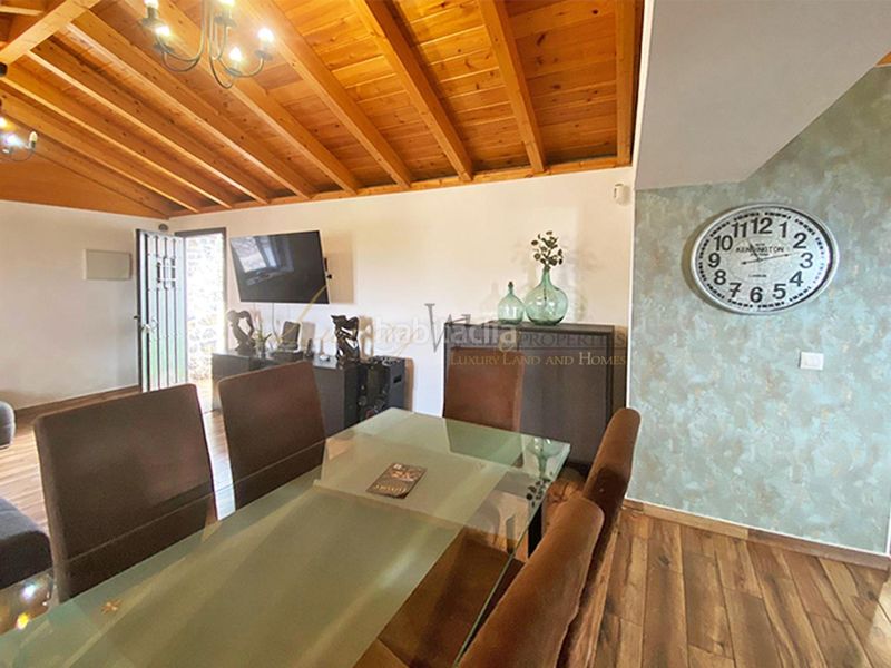 Foto 4d407f96-9a33-43e9-82b2-0b95cb81704a. Casa a Guía de Isora interior Guía de Isora