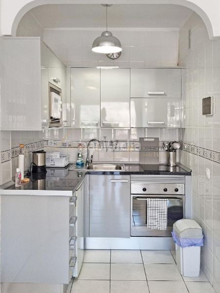 Foto 81f61704-214a-4929-9ca3-3fa039733601. Apartament amb piscina a Los Cristianos Arona