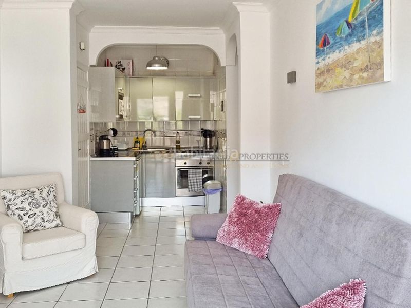 Foto 881ca840-5399-4edc-8bd7-a7cd625a1465. Apartament amb piscina a Los Cristianos Arona