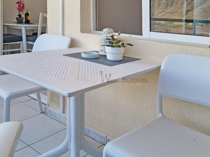 Foto 89433376-c984-4f9d-ba77-806dd765b670. Apartament amb piscina a Los Cristianos Arona