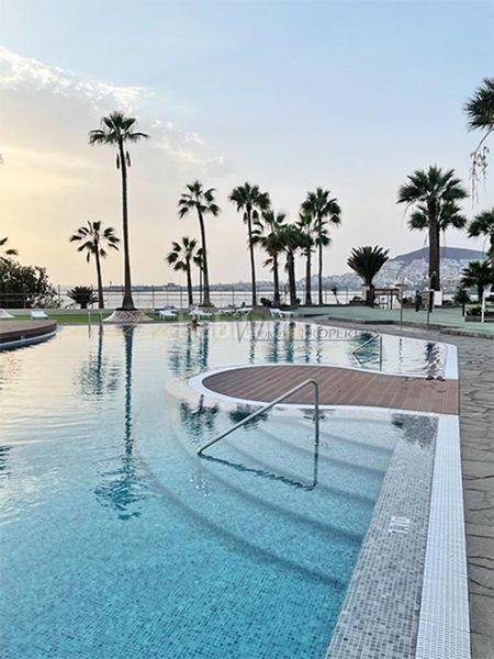 Foto 9036fbd4-5501-474c-bc72-4c3d3bf122b4. Apartament amb piscina a Los Cristianos Arona
