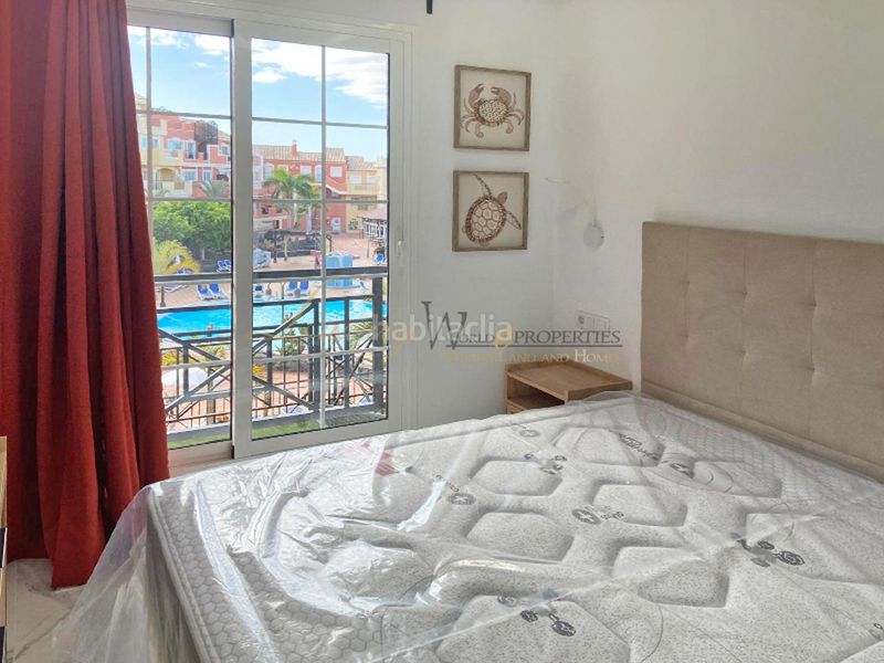 Foto 4b0e4d7e-a20c-4738-b425-07e4a39a6113. Apartament amb piscina a Los Cristianos Arona