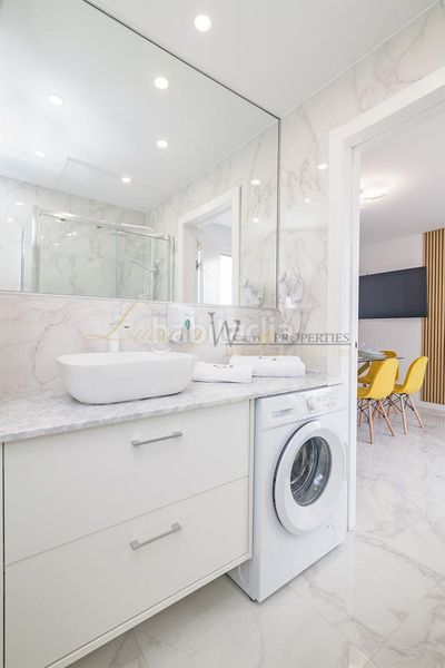 Foto 7b360419-8a4a-4085-bda6-458e8b55206c. Apartament amb piscina a Playa de las Américas Adeje