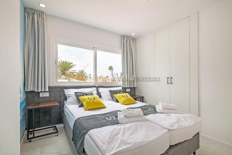 Foto c5466f92-b0d0-4981-b954-f4c77381a620. Apartament amb piscina a Playa de las Américas Adeje