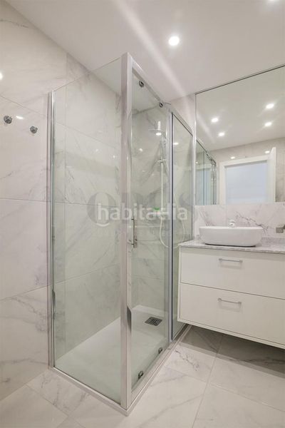 Foto c598760b-130f-497c-9235-9f71830d7daf. Apartament amb piscina a Playa de las Américas Adeje
