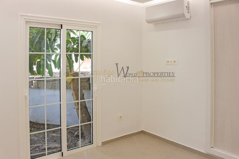 Foto 188b1b9b-c6eb-4dfa-818c-3f307128bcd5. Apartament amb piscina a Playa de Fañabé Adeje