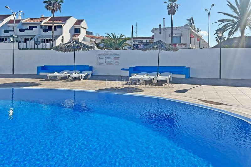 Foto e0ae22dc-2ce6-49d9-99ac-f9bf7c530783. Apartament amb piscina a Costa del Silencio Arona