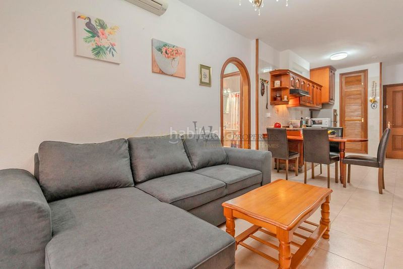 Foto 05ca8c1a-ebe9-4d17-8d1e-5ef4b84e0eea. Apartament a Las Galletas Arona
