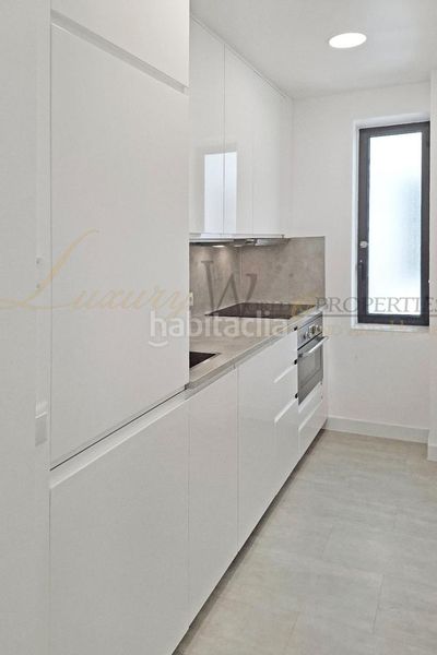 Foto b1a838a3-8bad-4d1b-8ae7-f9ce878b93b3. Apartament amb piscina a Playa de las Américas Arona