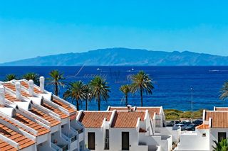 Penthouse  Avenida rafael puig lluvina. Parque santiago 1  playa de las americas