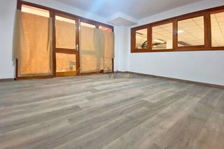 Apartament  Avenida ernesto sarti. Parque royale  torviscas bajo
