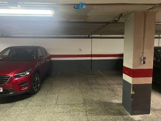 Aparcament cotxe a Avda de Madrid - Pº de la Estación. Garaje en el centro de jaen