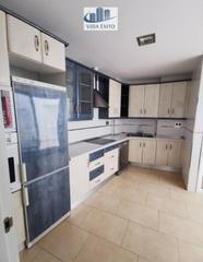 Pis a Ctra. Circunvalación - La Magdalena. Piso en la magdalena