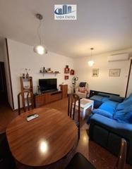 Pis a Ctra. Circunvalación - La Magdalena. Piso en la magdalena