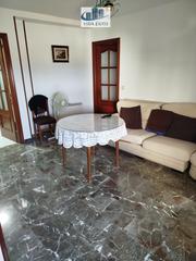 Pis en Ctra. Circunvalacin - La Magdalena. Piso en puerta martos