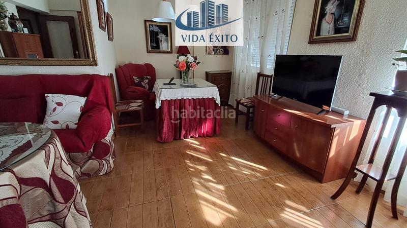 Foto f9dc93ba-a8eb-49eb-8ce4-c174542a8e42. Piso  en el gran eje en Peñamefecit - Avda Barcelona Jaén