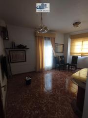Pis a Ctra. Circunvalación - La Magdalena. Piso en casco antiguo