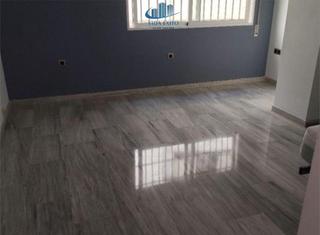 Oficina a Avda de Madrid - Pº de la Estación. Oficina en el centro de jaen