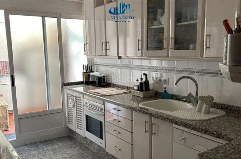 Foto 9eeb2c95-9c48-4e72-b39b-e17f9edbc916. Piso  en paseo de la estacion en Hospital Jaén