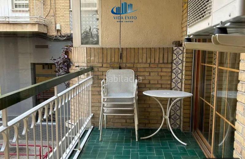 Foto f09f3b26-384b-472b-851e-fdb62b465f5c. Piso  en paseo de la estacion en Hospital Jaén