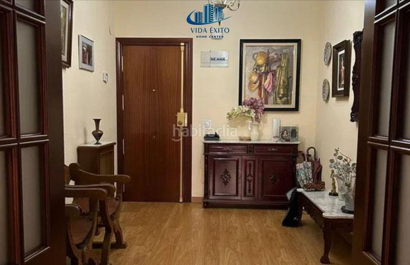 Foto f3ba6c96-5e8b-4014-b187-5074a0131360. Piso  en paseo de la estacion en Hospital Jaén