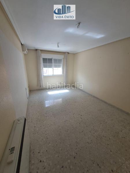 Foto eb55fea9-5c03-4d0a-a6ef-5477152d7714. Piso  en carrera de jesus en San Felipe - El Almendral - La Merced Jaén