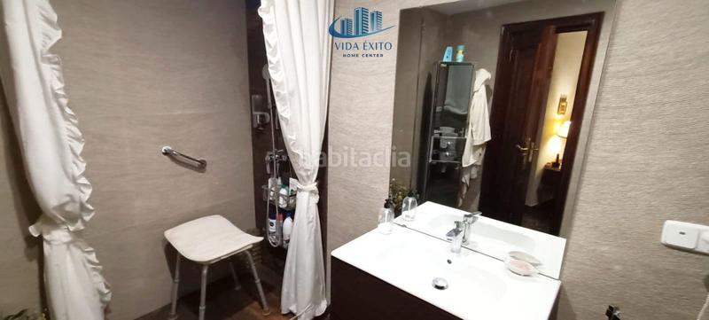 Foto 1a246c22-ab07-49f1-a7d4-e4e6bc2b80ac. Piso  en el gran eje en Peñamefecit - Avda Barcelona Jaén