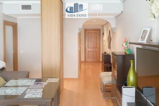 Appartement à Linarejos. Piso en linares