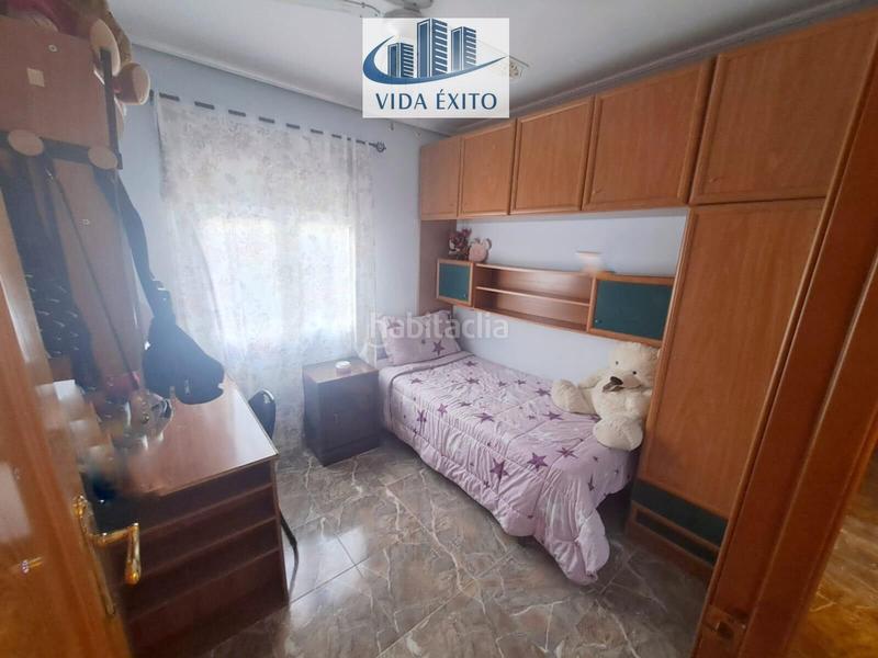 Foto bce3199c-a013-4826-84dd-345b655253ef. Piso  en peñamefecit en Peñamefecit - Avda Barcelona Jaén