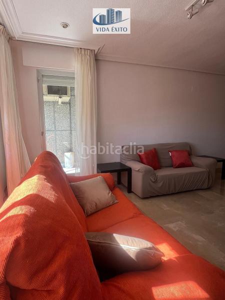 Foto c1657a34-e9f4-4b13-86e9-13cf465f2ac8. Affitto appartamento con piscina in Avda de Madrid - Pº de la Estación Jaén