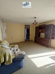 Pis a Linarejos. Piso en venta en linares