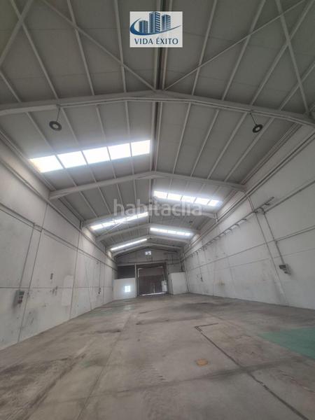 Foto 3bba9e18-7ce9-4500-b475-6e5f3b71e3e4. Alquiler nave industrial nave alquiler en bulevar en Jaén