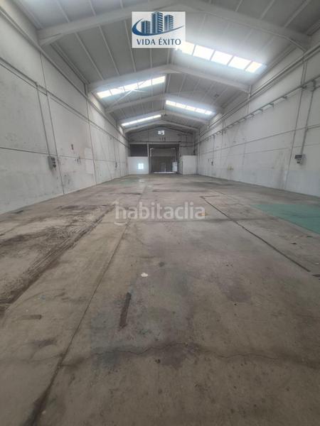 Foto dce29d40-1d46-4988-857a-c9dee65a2b50. Alquiler nave industrial nave alquiler en bulevar en Jaén