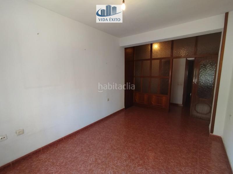 Foto fb3a9667-4c1e-4c30-93d1-f98edbeff52b. Appartement avec parking dans Avda de Madrid - Pº de la Estación Jaén