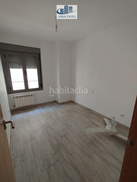 Foto af7e2b6a-393d-4bb0-81b7-10a1f6ab2e89. Flat with heating parking in Renfe - Bulevar 1ª y 2ª Fase Jaén