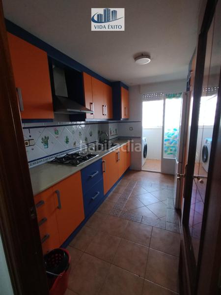 Foto d70d11ac-c3ea-4a25-95c1-f0ea17df2afa. Pis amb calefacció a Santa Isabel Jaén