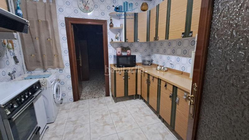 Foto b1f448b6-d5be-488a-8329-e2a668be7581. Casa amb calefacció aparcament a Santa Isabel Jaén