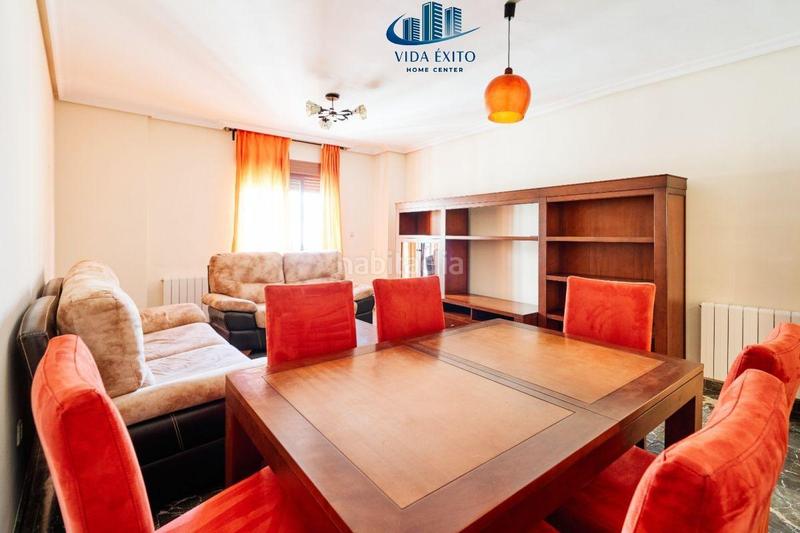 Foto bad46c54-48cd-465e-b6d0-bdb1e3910bb3. Flat with heating parking in San Ildefonso - Catedral Jaén