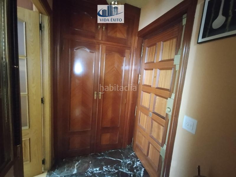 Foto 779c43aa-cad0-42ee-99a6-157c6bcd5516. Piso  en avenida barcelona en Peñamefecit - Avda Barcelona Jaén