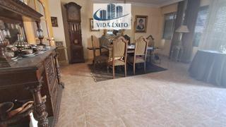 Pis a Avda de Madrid - Pº de la Estación