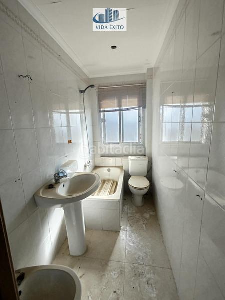 Foto aa9d5b82-ea32-49b7-aabb-2fbbb6eebf9d. Pis a Linarejos Linares