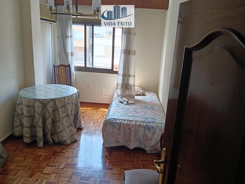 Foto 0a358662-d476-4c0d-a9d3-01fe74220b42. Miete etagenwohnung in Peñamefecit - Avda Barcelona Jaén