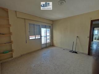 Etagenwohnung in La Paz - Las Américas. Piso en linares