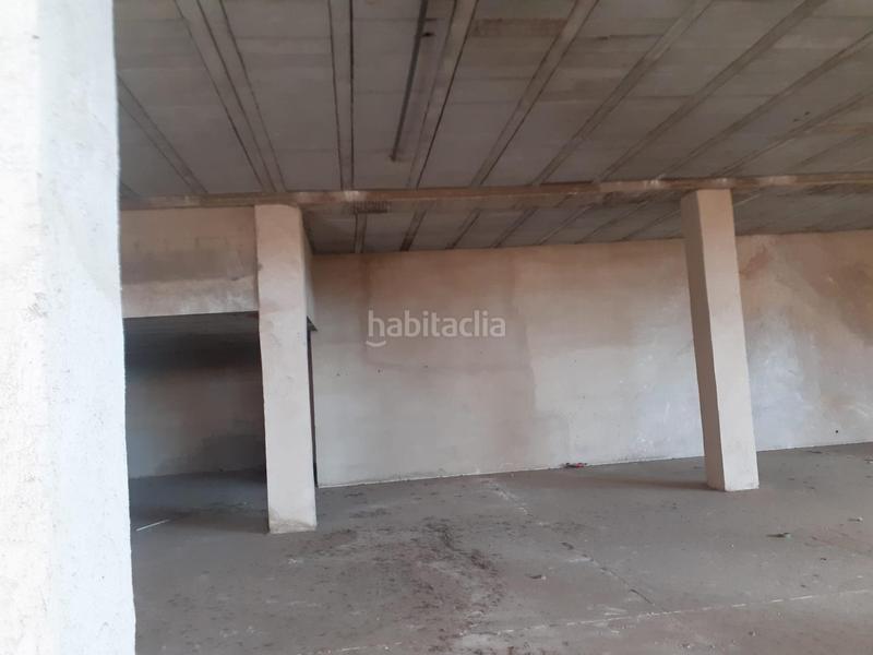 Foto d0e10d3a-33c1-4597-bf13-d6035707d846. Nau industrial a La Zarzuela - San José - Belén Linares