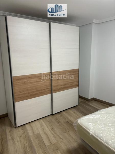 Foto c20effed-9d77-4e4b-81b3-55dd8b596351. Appartement avec parking dans Ctra. Circunvalación - La Magdalena Jaén