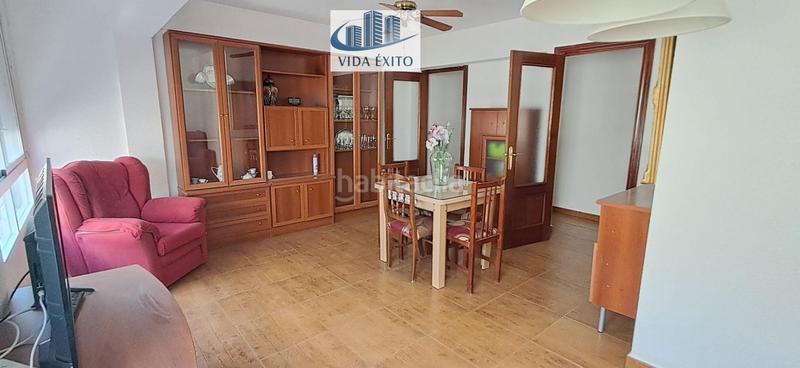 Foto 0901ce8a-d98b-466e-b97c-c3115f6f2ad1. Flat in Peñamefecit - Avda Barcelona Jaén