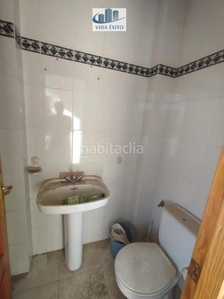 Foto 90463fbd-63e8-47c0-b2c1-95f90cfba3d0. Maison avec parking dans Zona Hospital Linares